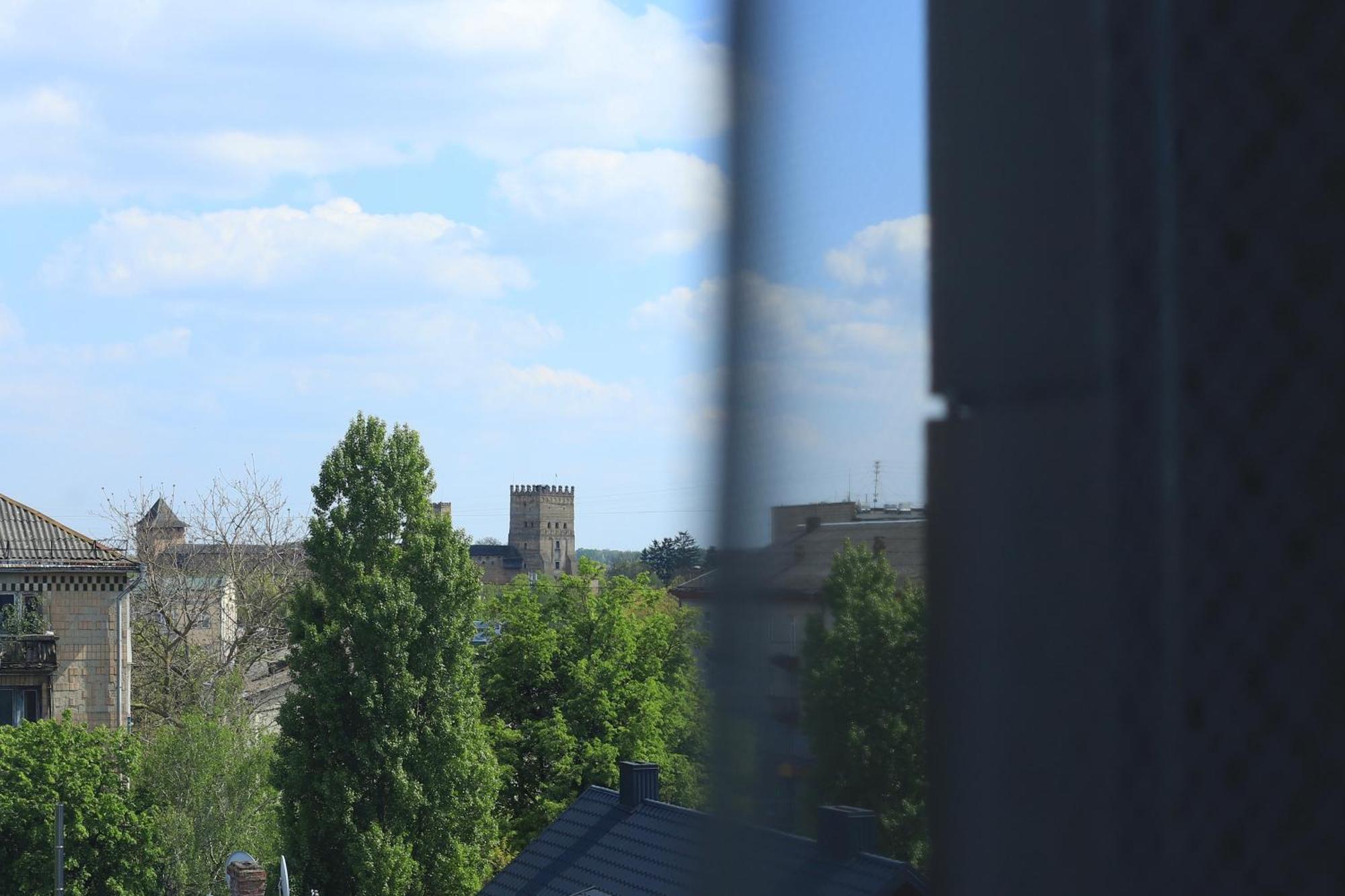 Mojo Hall Hotel Lutsk Exterior photo